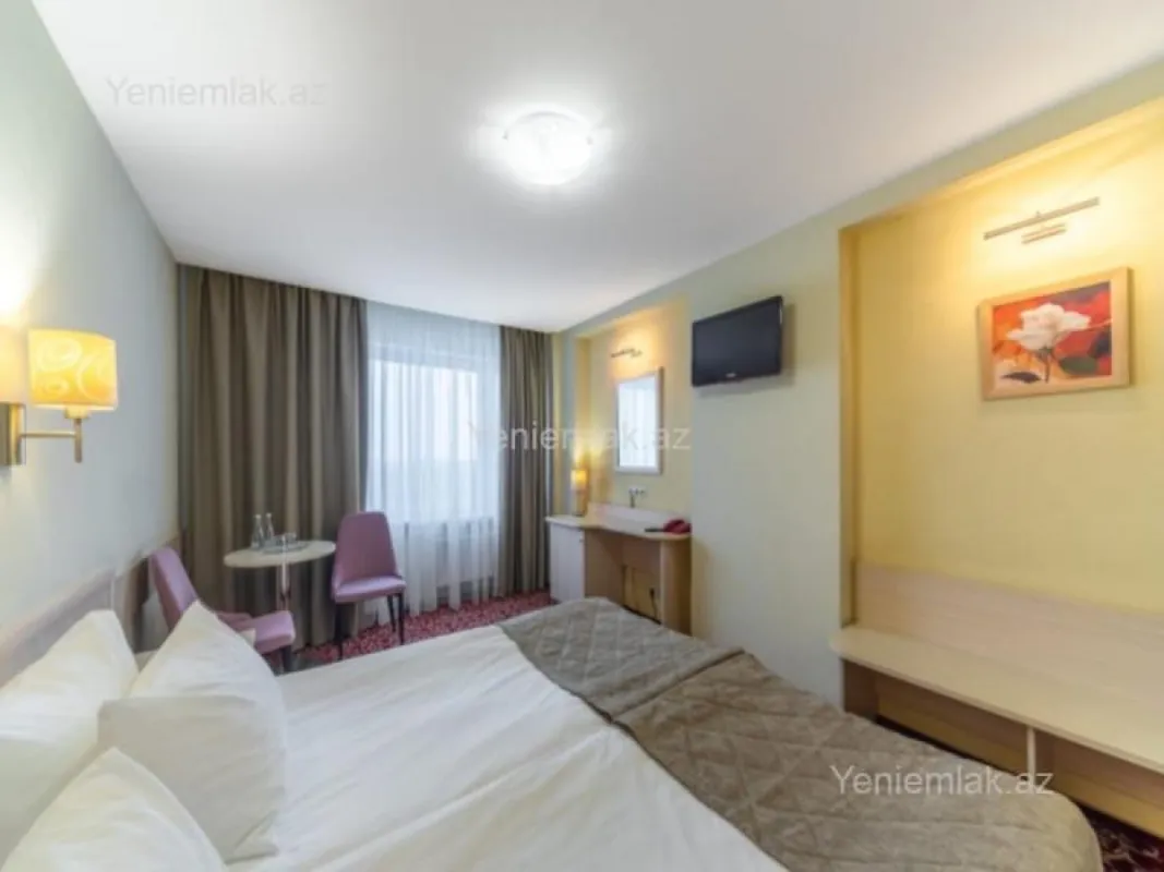 Satılır 16 otaqlı obyekt 4500 m²