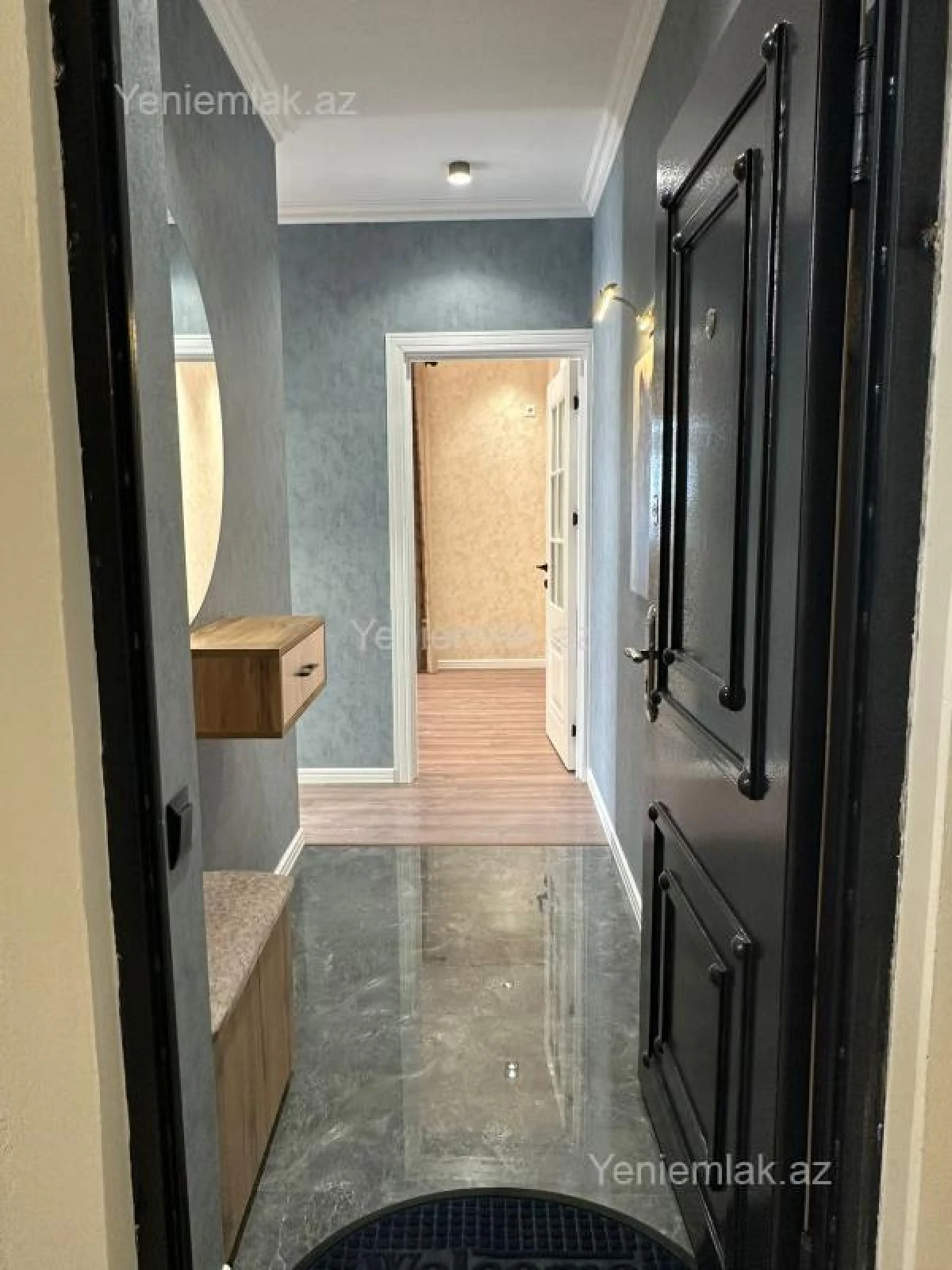 Satılır 2 otaqlı köhnə tikili 42 m²