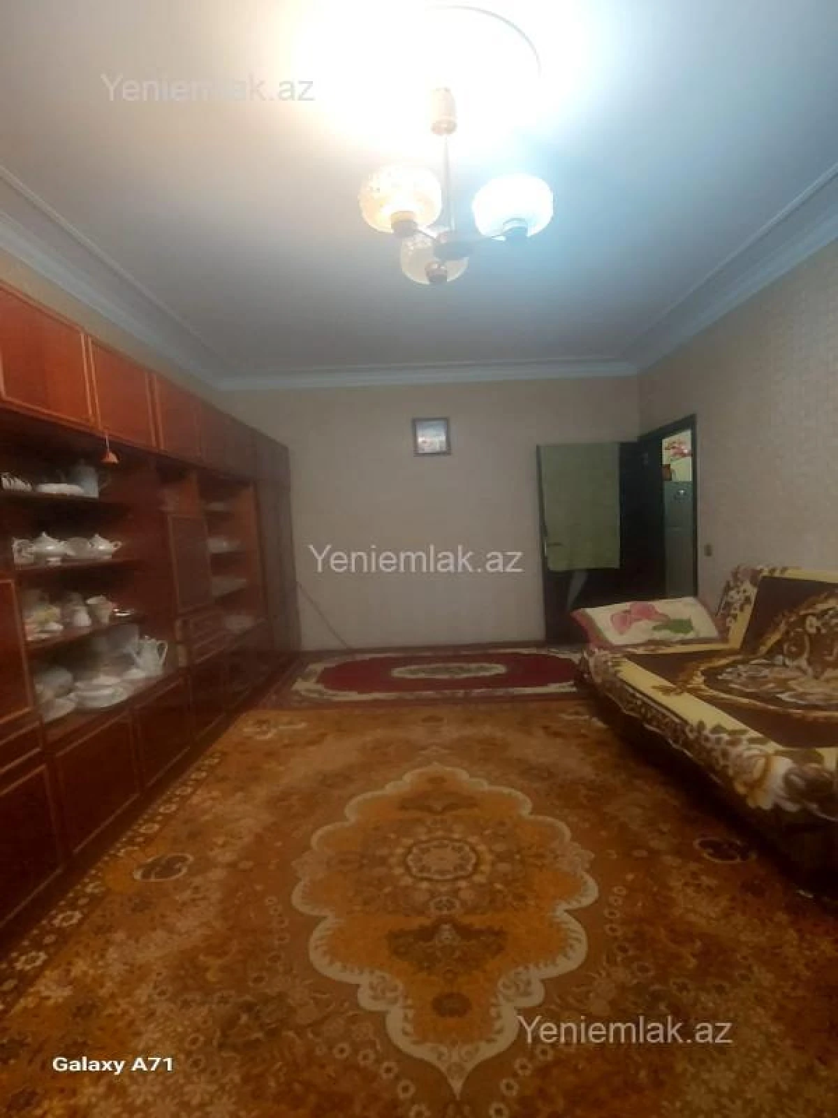 Satılır 3 otaqlı köhnə tikili 80 m²