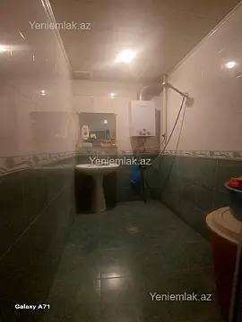 Satılır 3 otaqlı köhnə tikili 80 m²