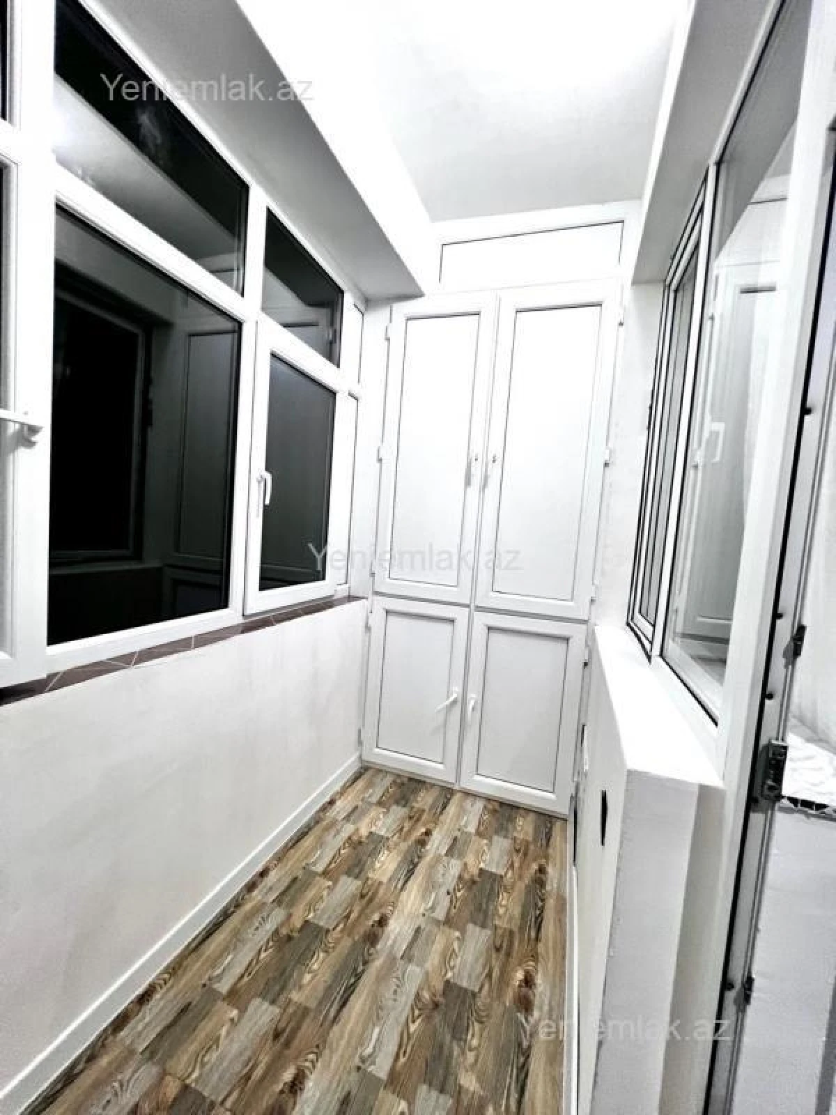 Satılır 2 otaqlı yeni tikili 75 m²