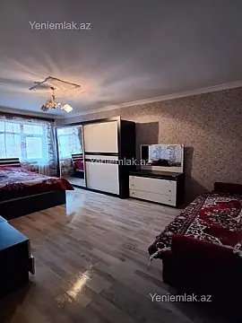 Satılır 1 otaqlı köhnə tikili 40 m²