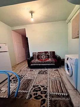 Satılır 1 otaqlı köhnə tikili 40 m²