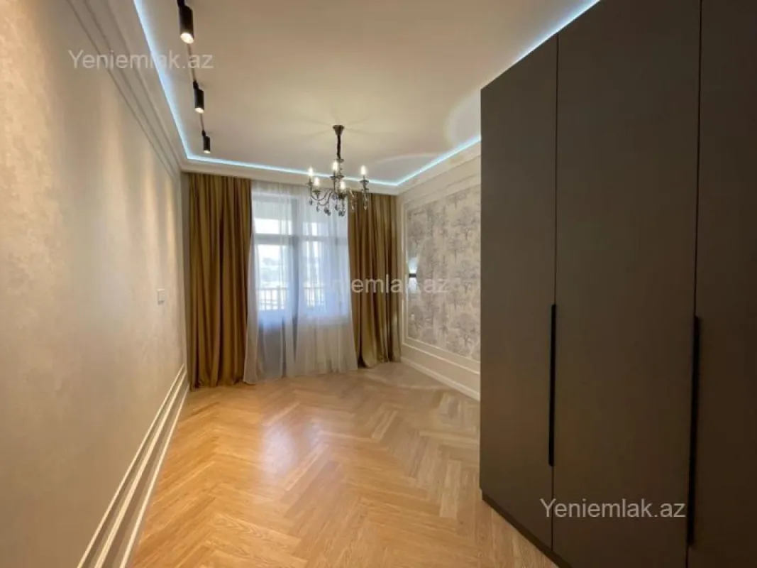 Satılır 3 otaqlı yeni tikili 83.7 m²