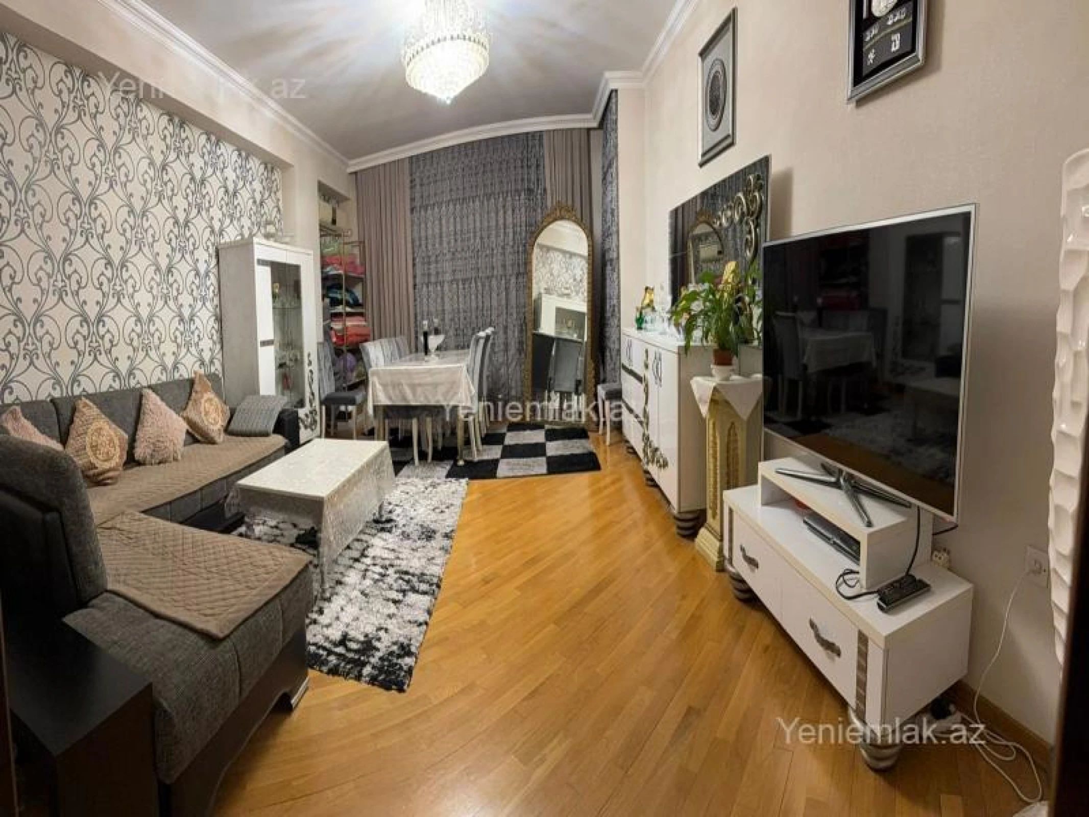 Satılır 3 otaqlı yeni tikili 125 m²