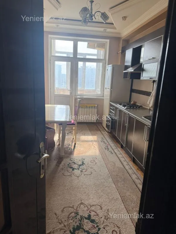 Satılır 2 otaqlı yeni tikili 105 m²