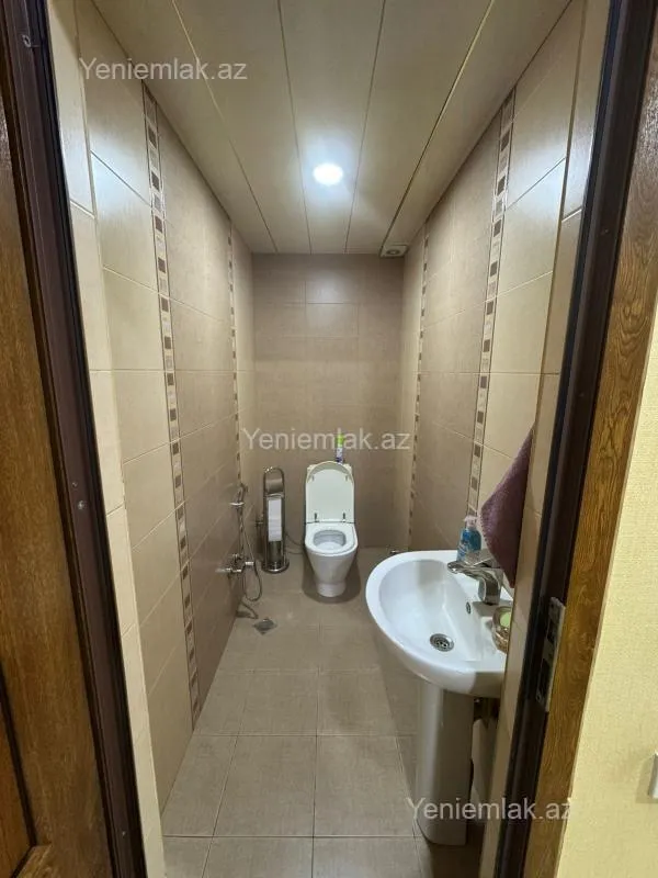 Satılır 3 otaqlı yeni tikili 105 m²