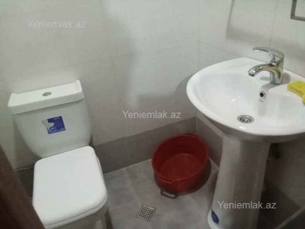 Satılır 4 otaqlı yeni tikili 120 m²