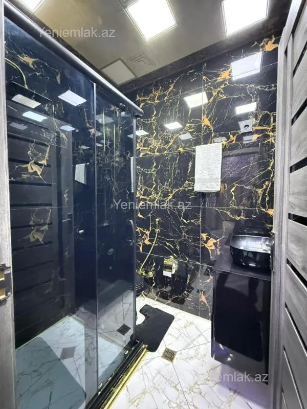 Satılır 2 otaqlı yeni tikili 71 m²