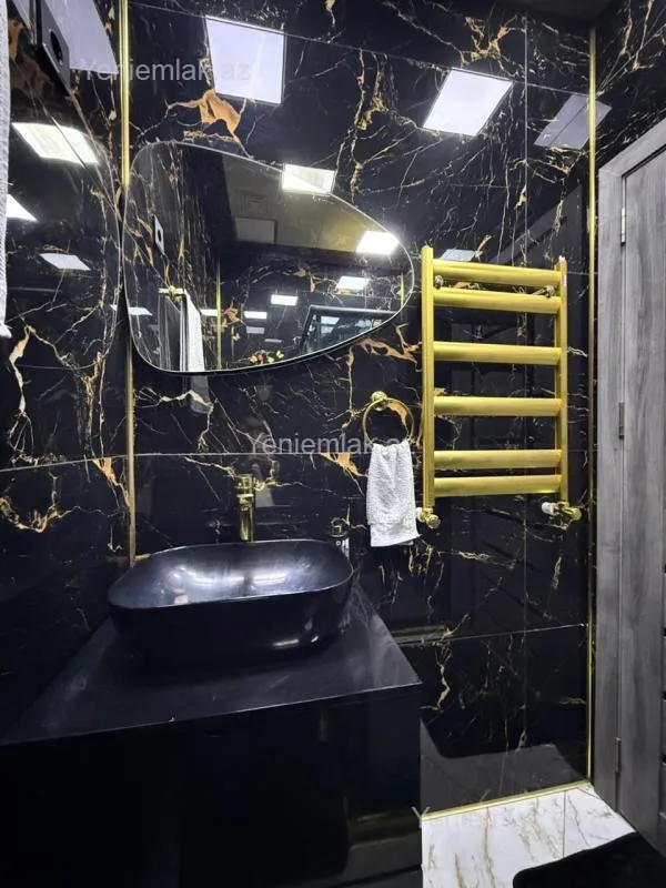 Satılır 2 otaqlı yeni tikili 71 m²