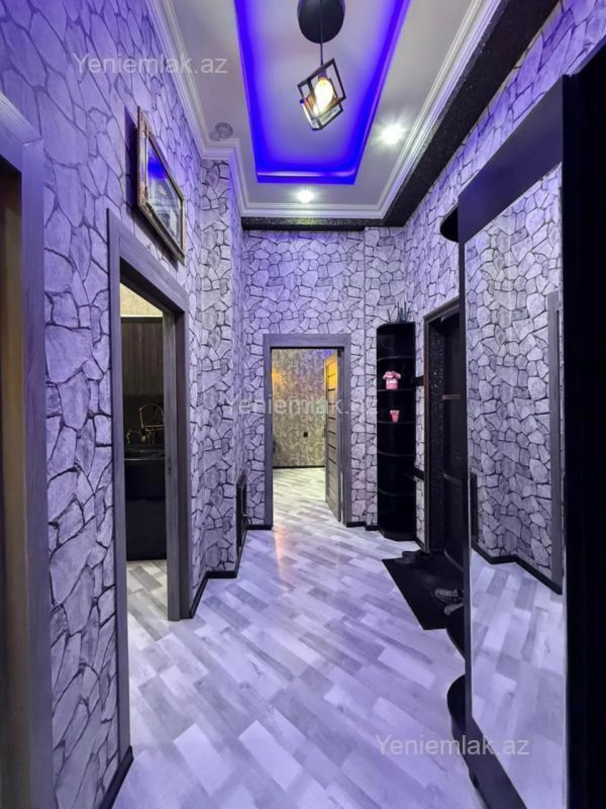 Satılır 2 otaqlı yeni tikili 71 m²