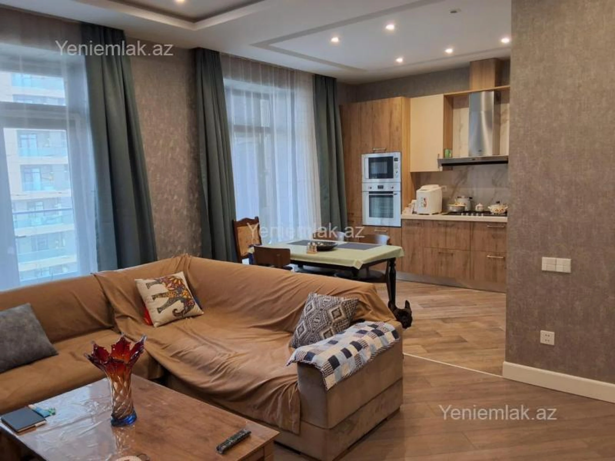 Satılır 3 otaqlı yeni tikili 142 m²