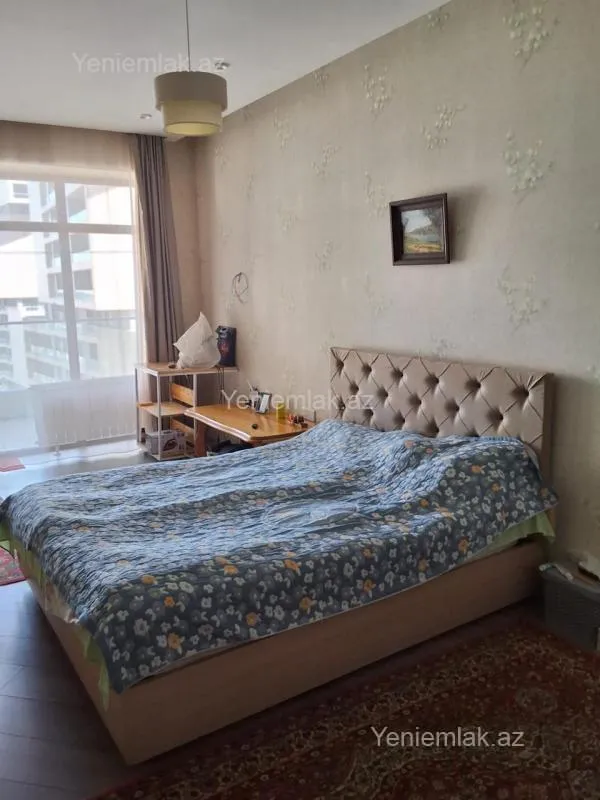 Satılır 3 otaqlı yeni tikili 142 m²