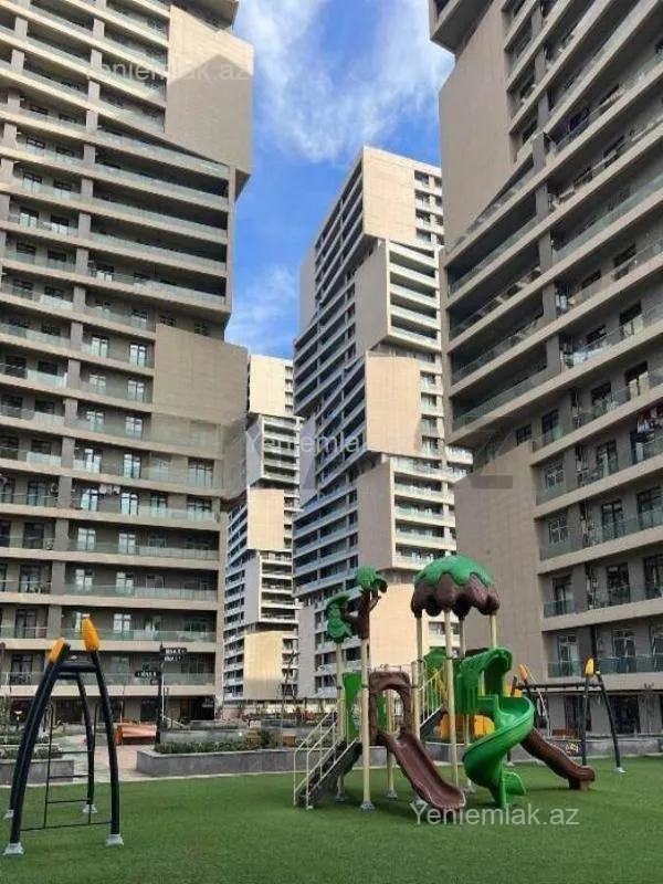 Satılır 3 otaqlı yeni tikili 142 m²