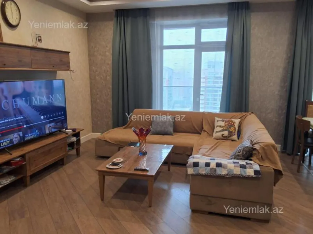 Satılır 3 otaqlı yeni tikili 142 m²