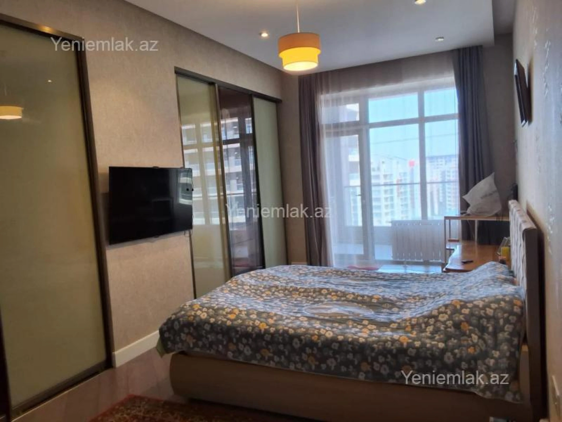 Satılır 3 otaqlı yeni tikili 142 m²