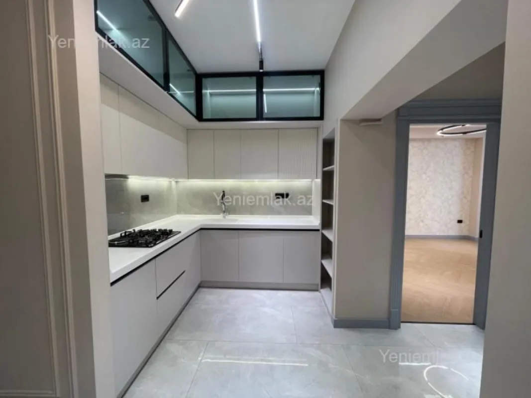 Satılır 3 otaqlı yeni tikili 84 m²