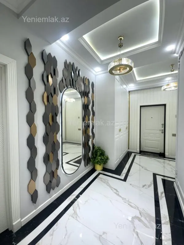 Satılır 3 otaqlı yeni tikili 112 m²