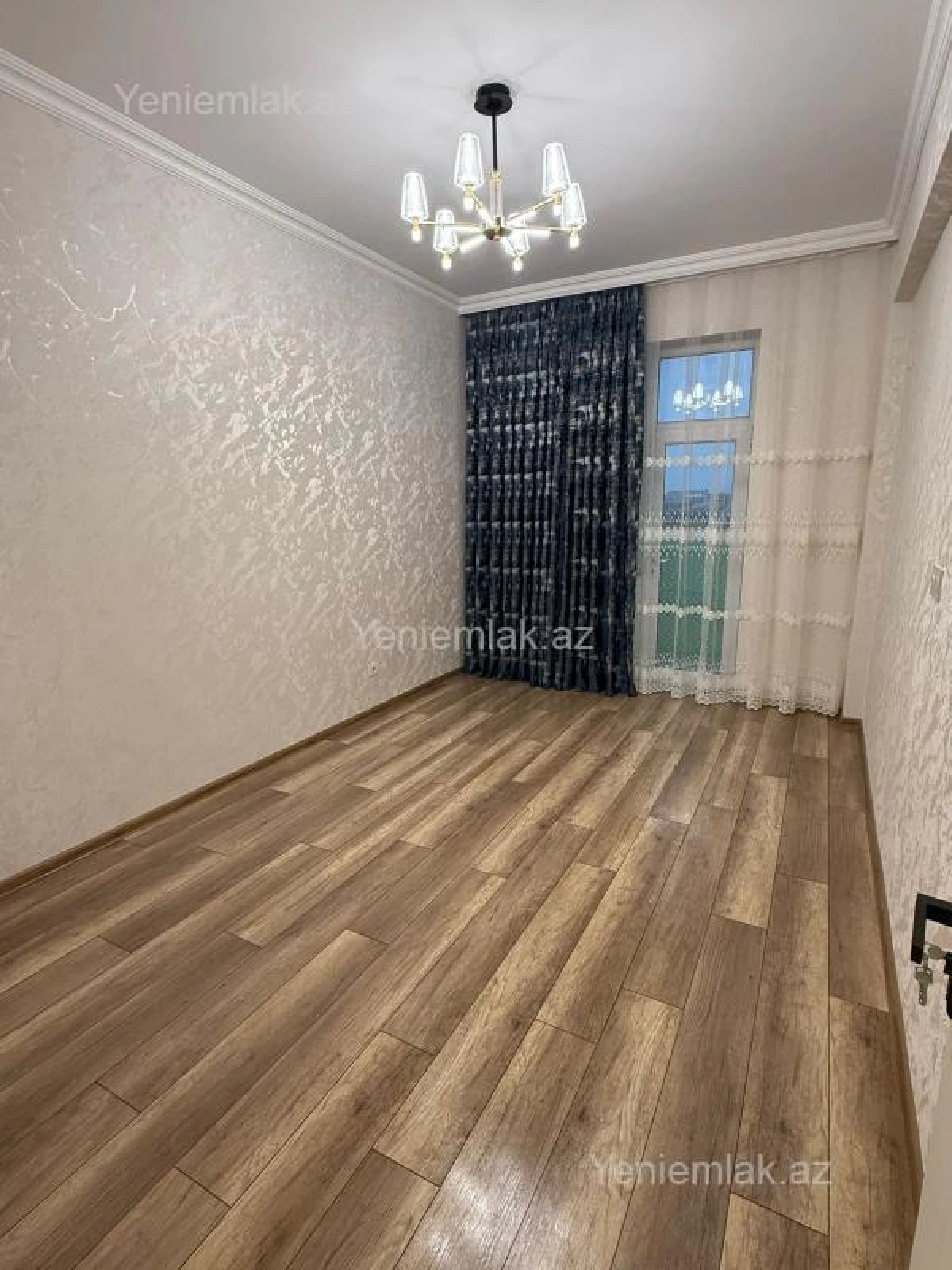 Satılır 1 otaqlı yeni tikili 40 m²