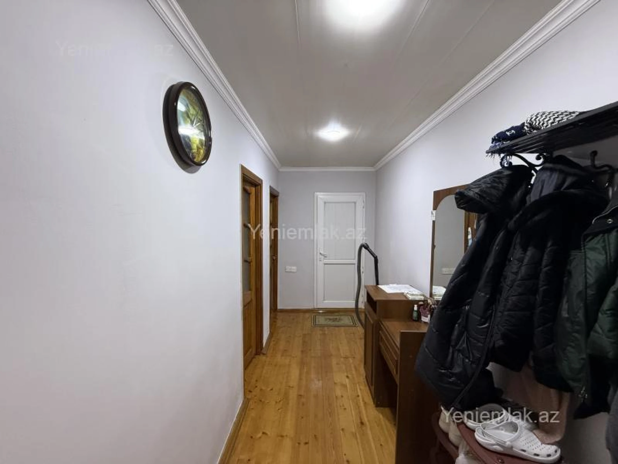 Satılır 6 otaqlı həyət evi 170 m²