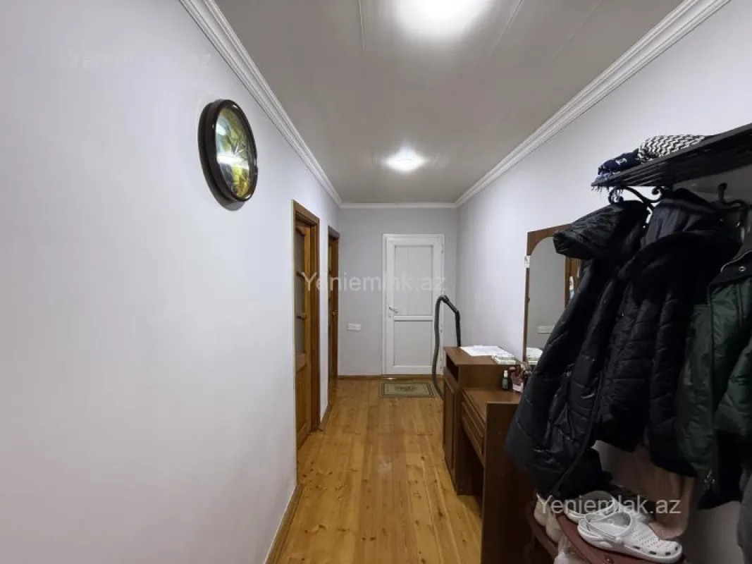 Satılır 6 otaqlı həyət evi 170 m²