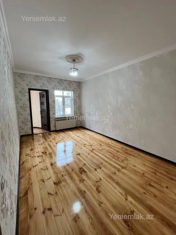 Satılır 2 otaqlı köhnə tikili 45 m²