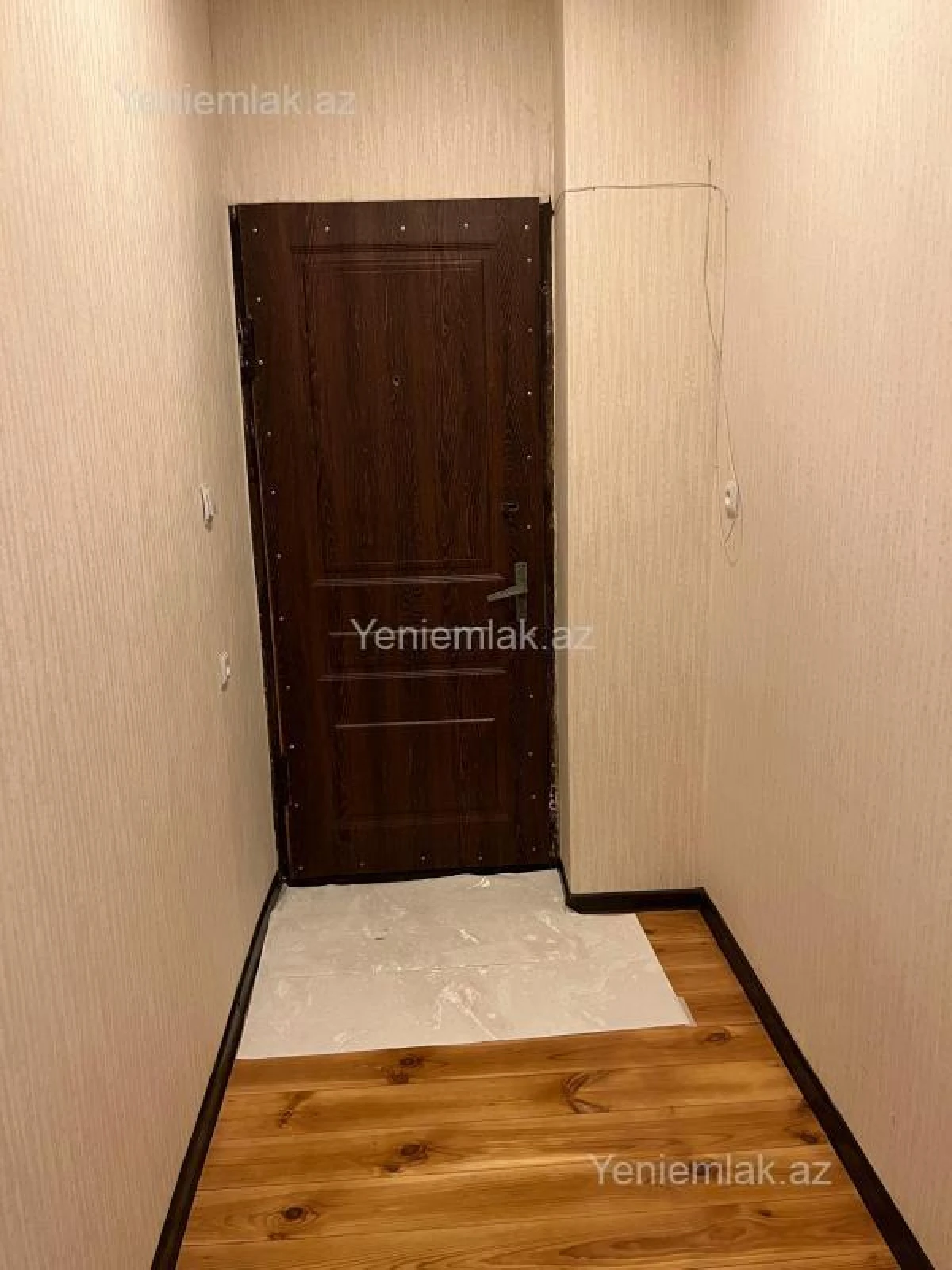 Satılır 2 otaqlı köhnə tikili 45 m²
