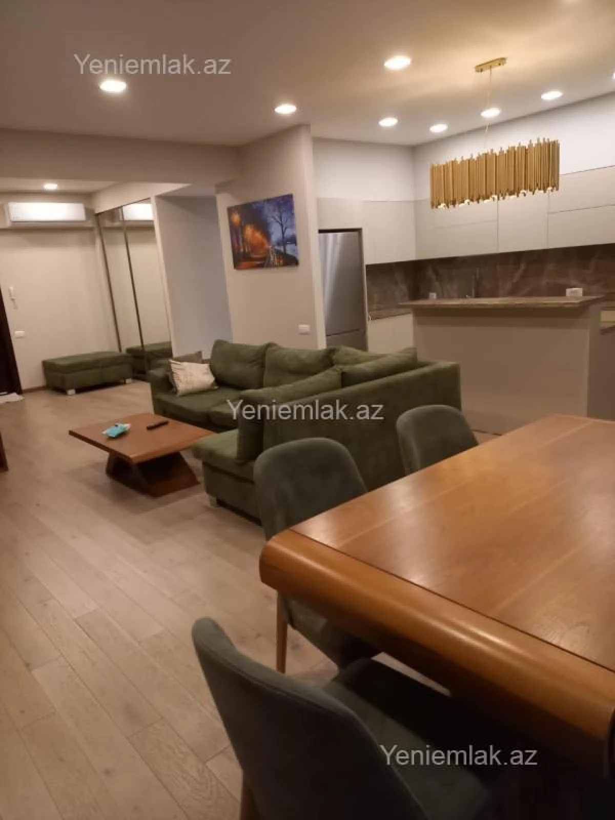 Satılır 3 otaqlı yeni tikili 125 m²