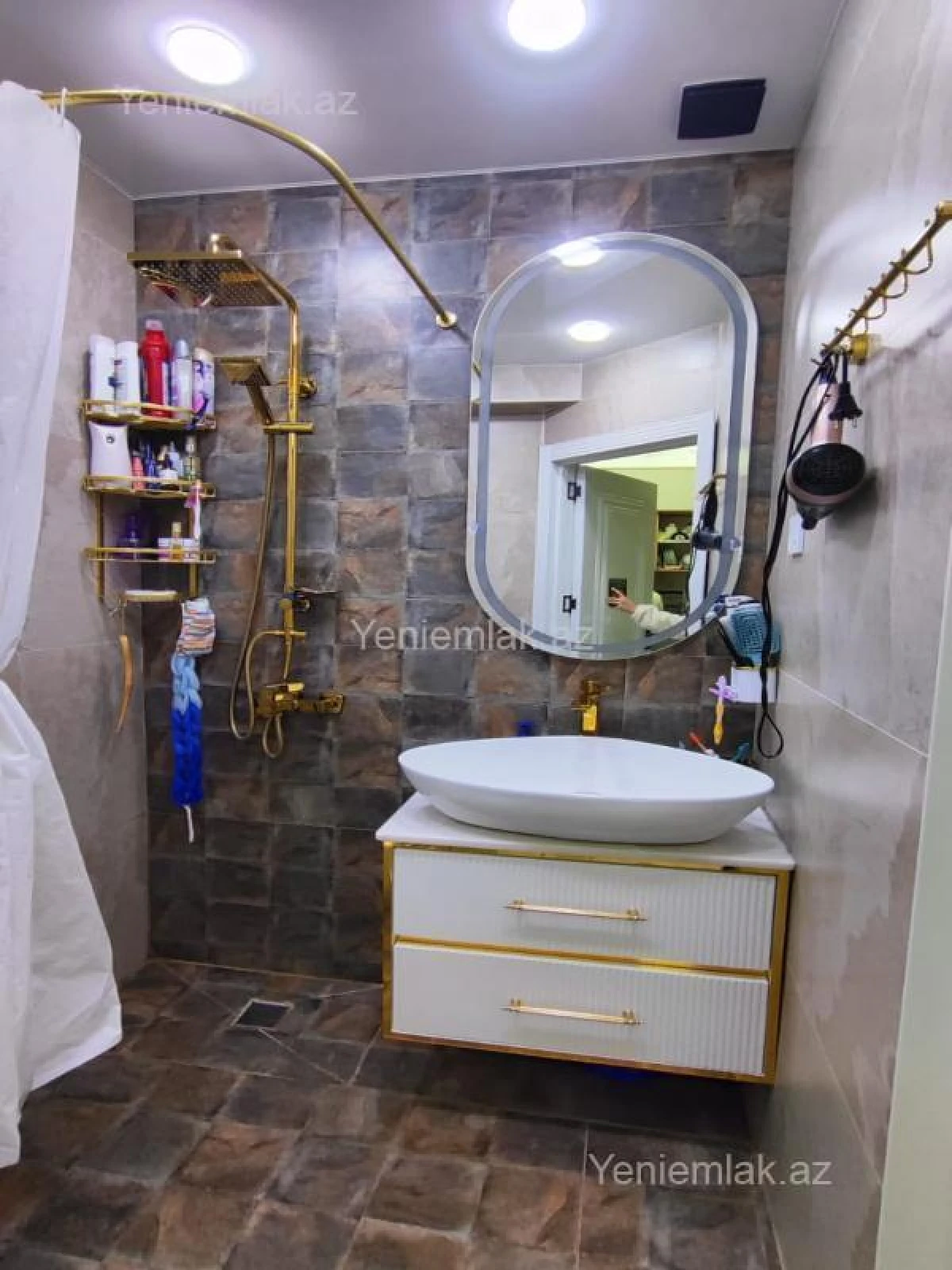 Satılır 3 otaqlı yeni tikili 82 m²