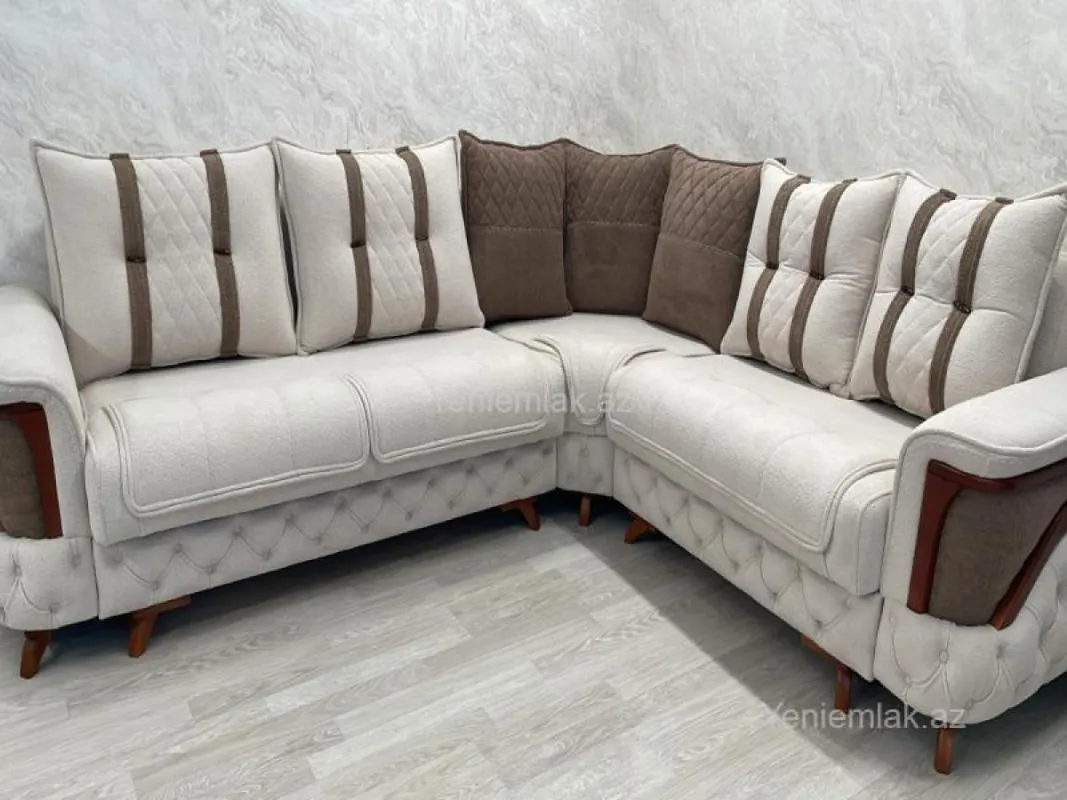 Satılır 3 otaqlı yeni tikili 82 m²