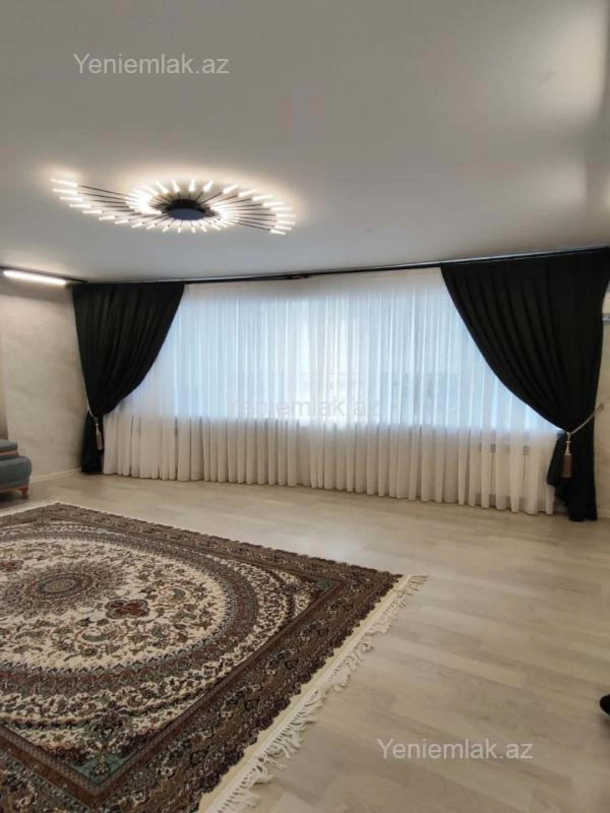 Satılır 3 otaqlı yeni tikili 82 m²