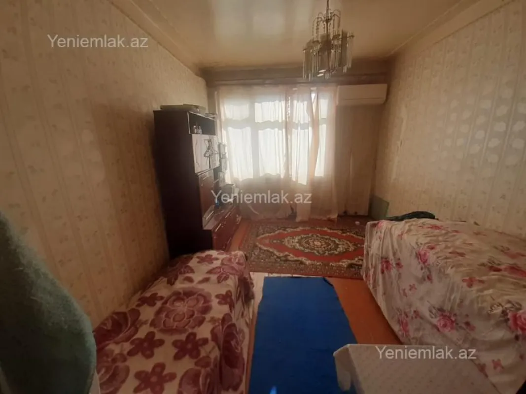 Satılır 2 otaqlı köhnə tikili 50 m²