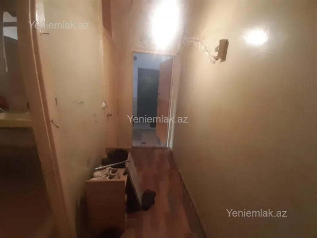 Satılır 2 otaqlı köhnə tikili 50 m²