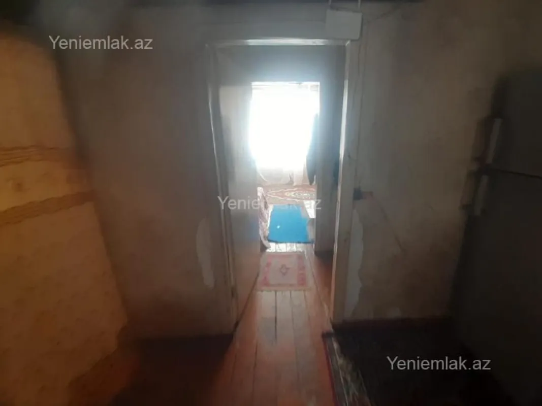 Satılır 2 otaqlı köhnə tikili 50 m²