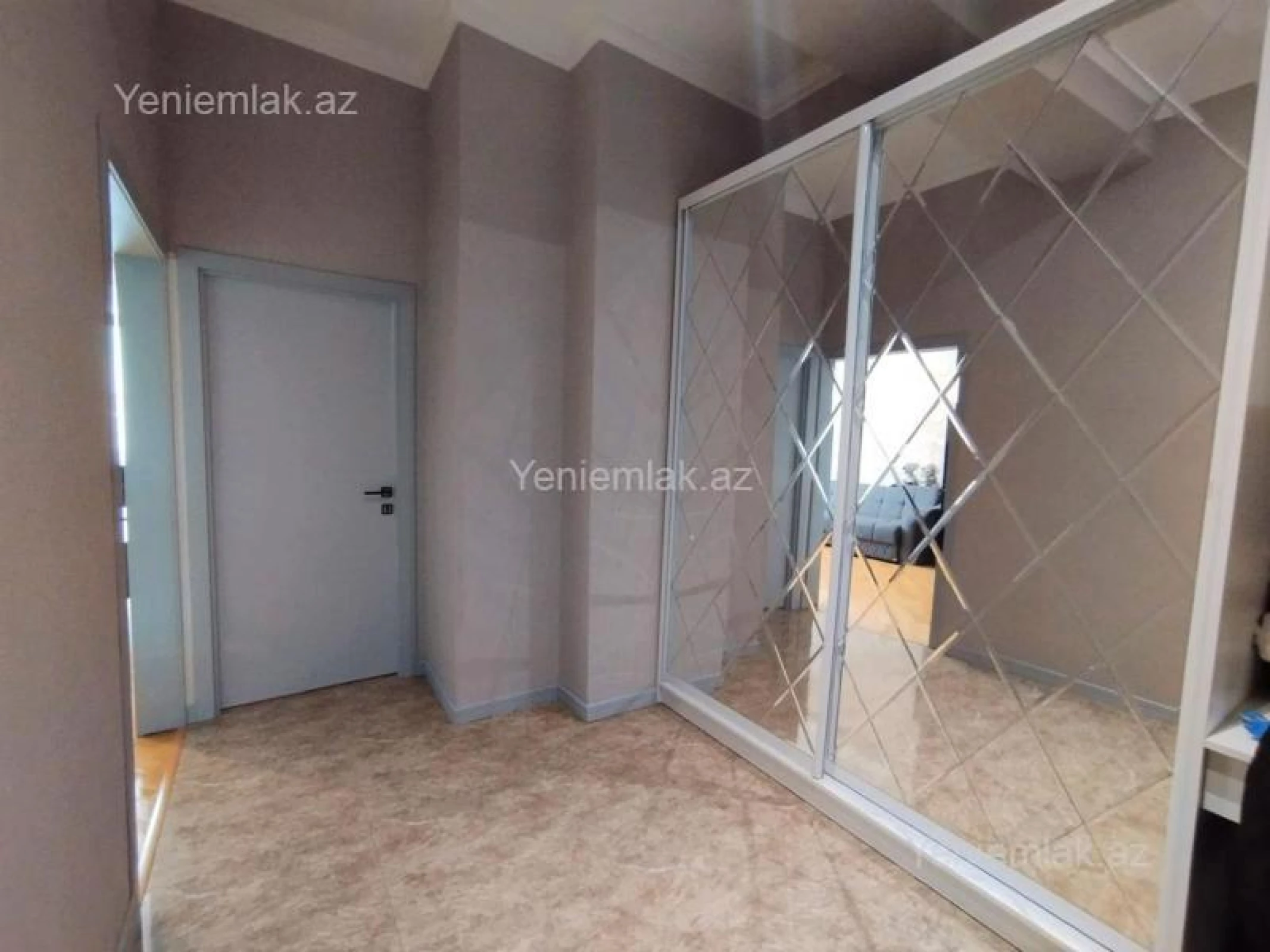 Satılır 2 otaqlı yeni tikili 56 m²