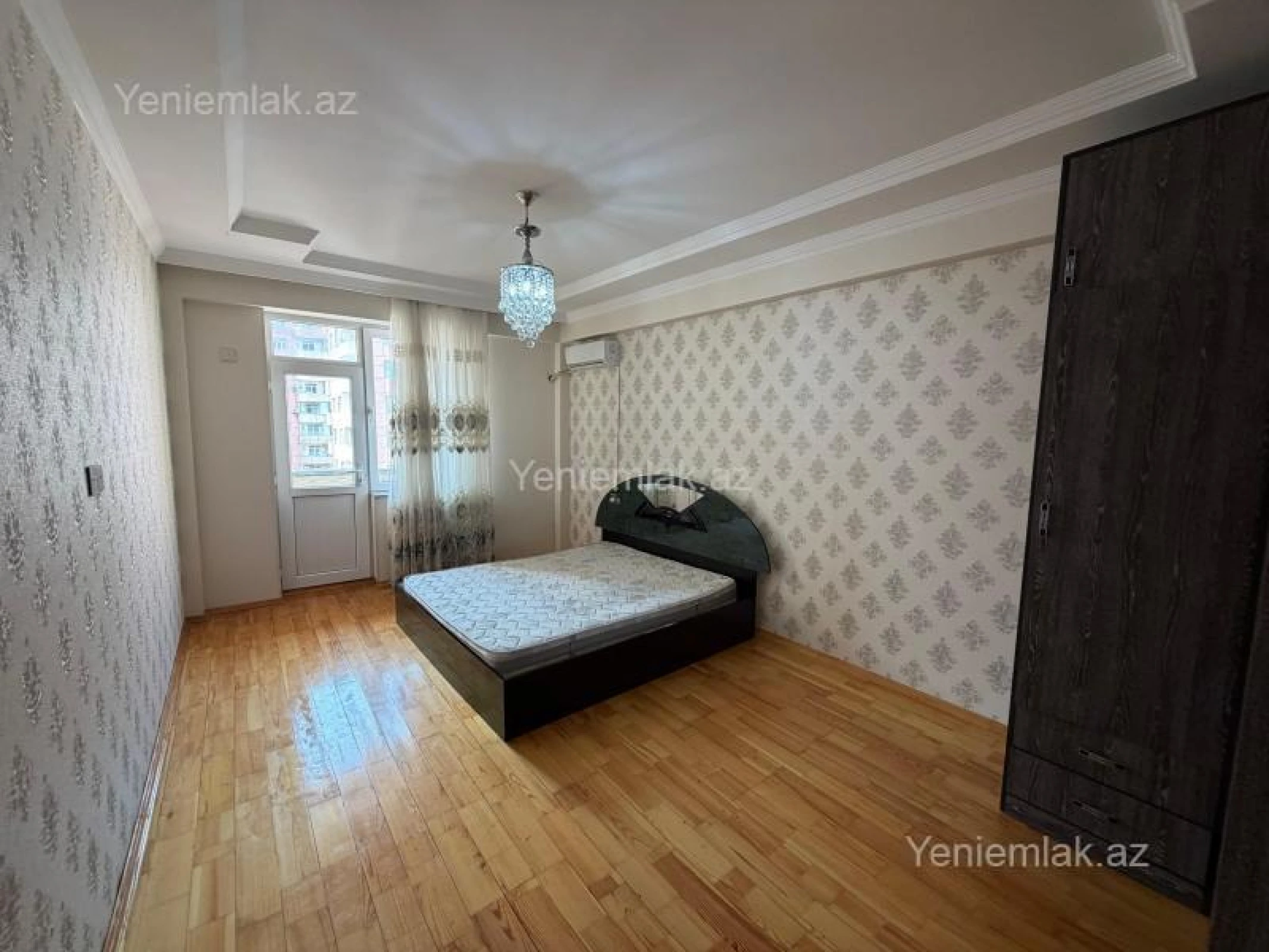 Satılır 3 otaqlı yeni tikili 120 m²