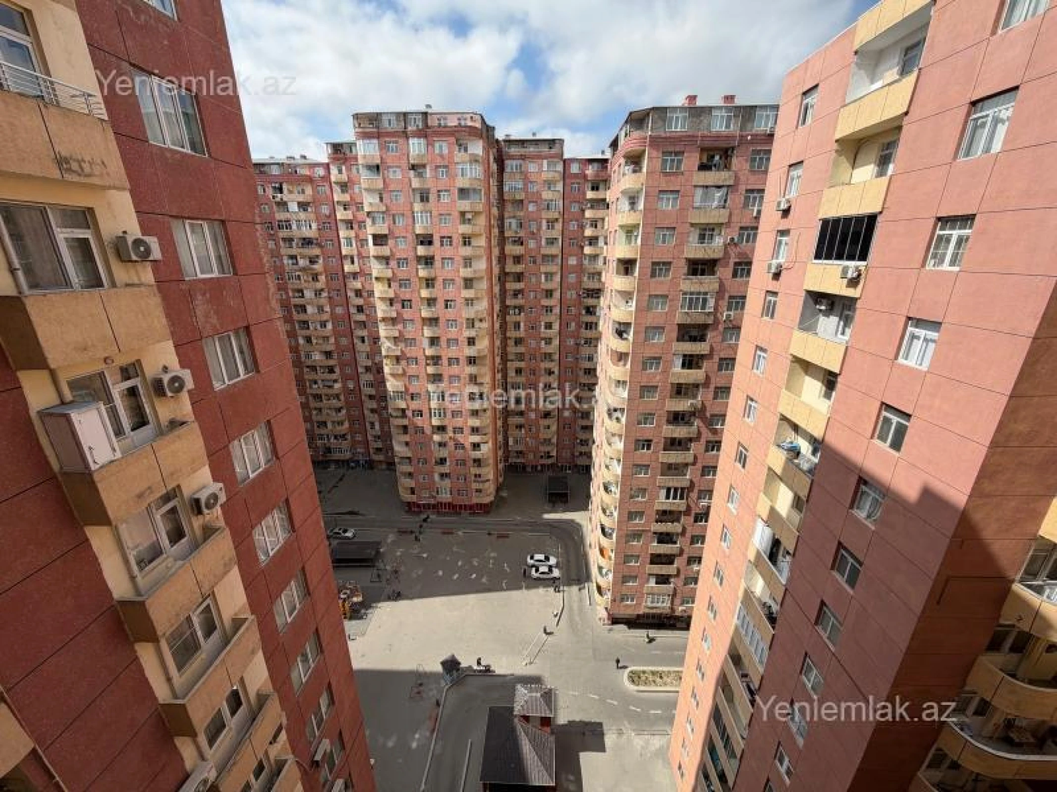 Satılır 3 otaqlı yeni tikili 120 m²