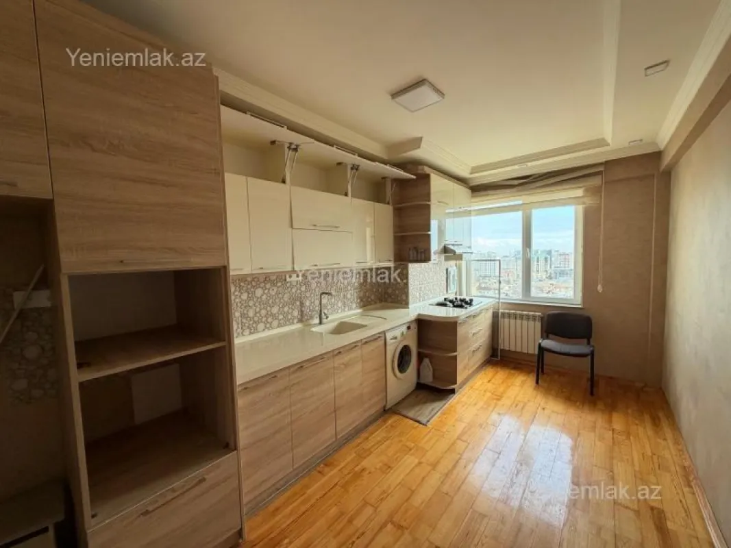 Satılır 3 otaqlı yeni tikili 120 m²