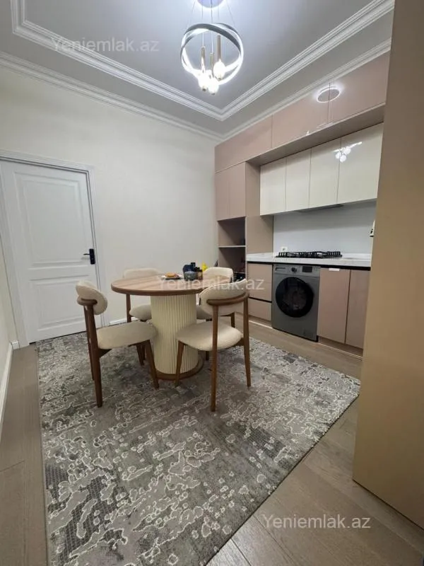 Satılır 2 otaqlı yeni tikili 60 m²