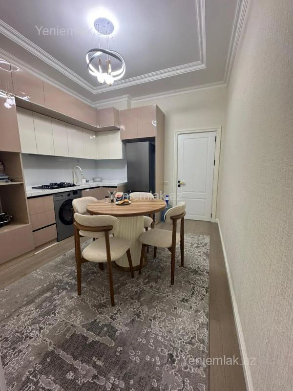 Satılır 2 otaqlı yeni tikili 60 m²