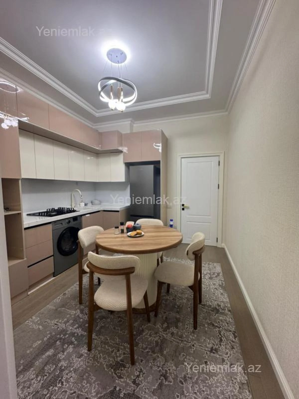 Satılır 2 otaqlı yeni tikili 60 m²