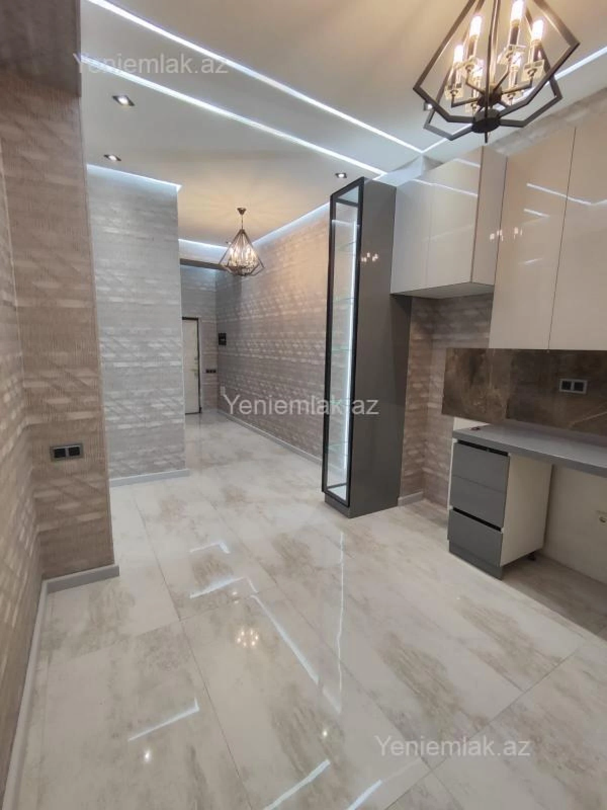 Satılır 2 otaqlı yeni tikili 88 m²