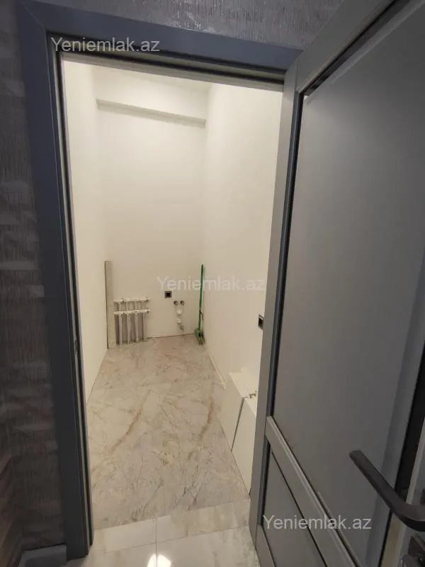 Satılır 2 otaqlı yeni tikili 88 m²