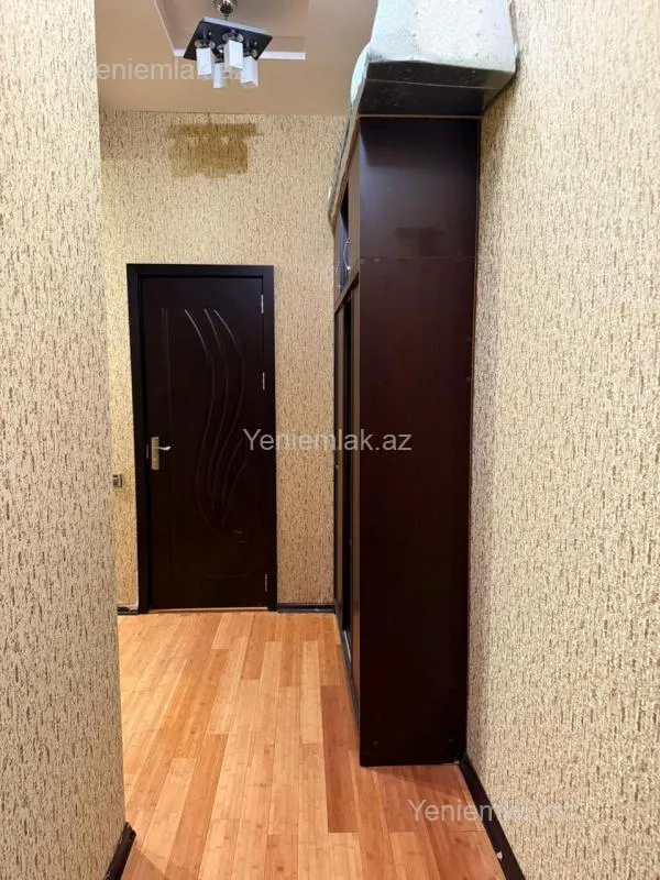 Satılır 3 otaqlı yeni tikili 75 m²