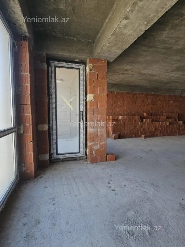 Satılır 2 otaqlı yeni tikili 80 m²