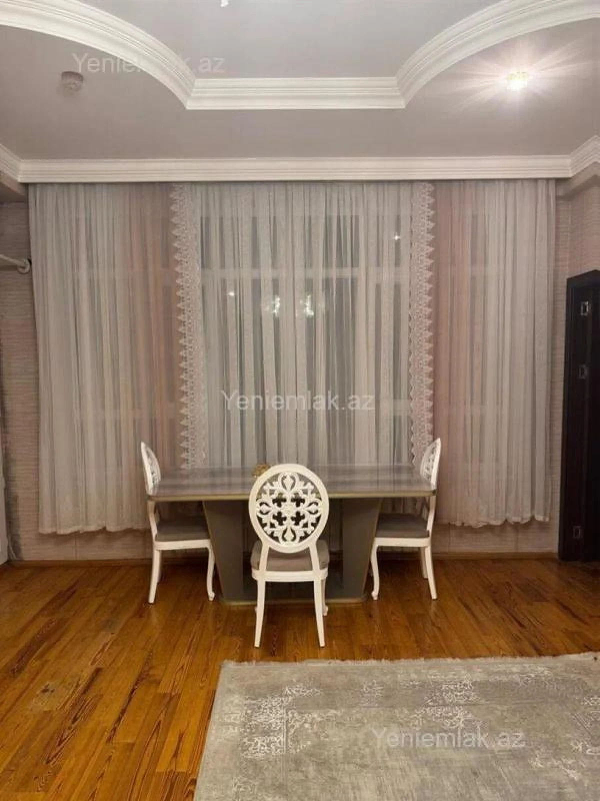 Satılır 3 otaqlı yeni tikili 105 m²