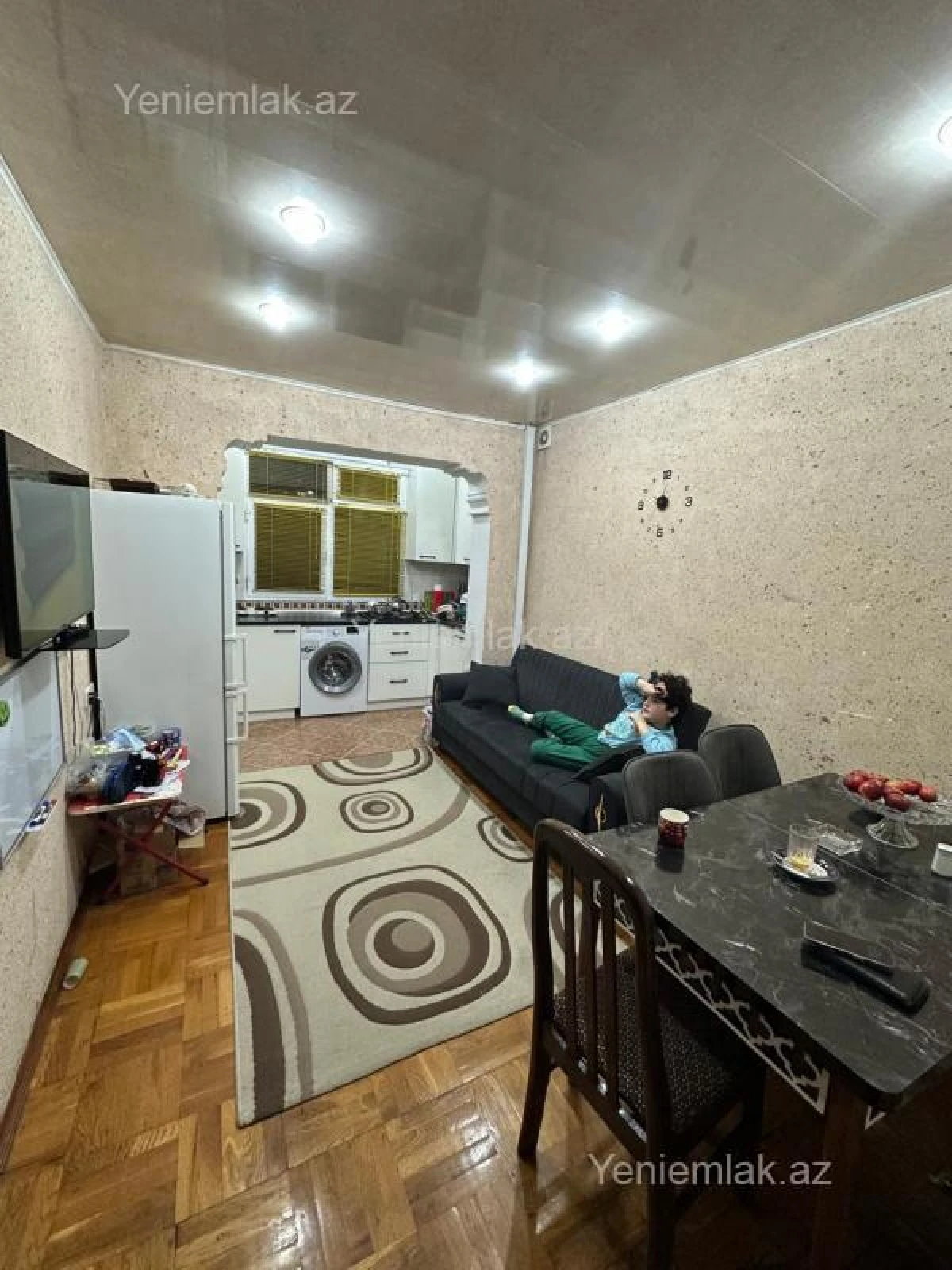 Satılır 2 otaqlı köhnə tikili 52 m²