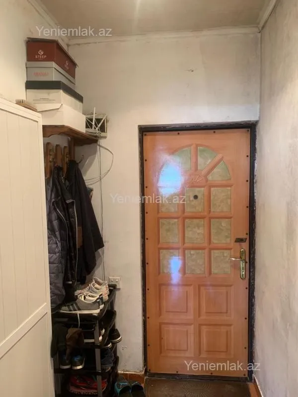 Satılır 2 otaqlı köhnə tikili 52 m²