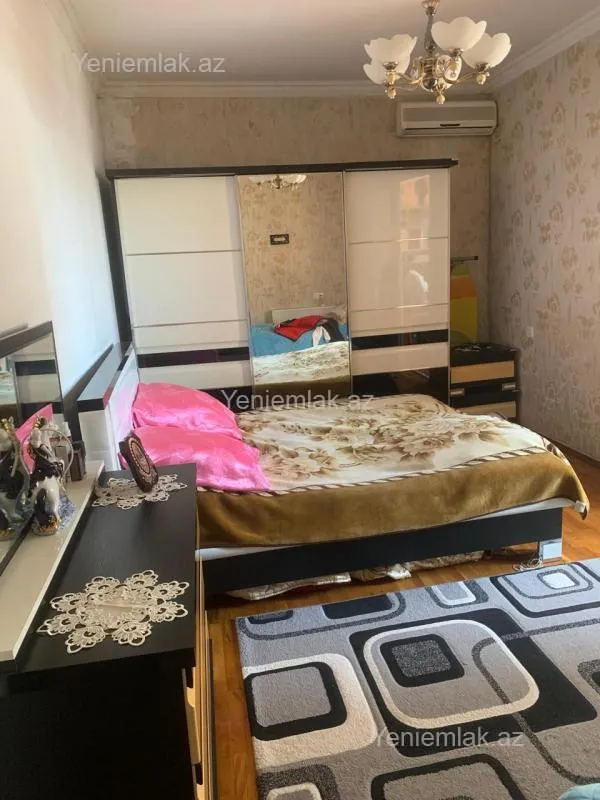 Satılır 2 otaqlı köhnə tikili 52 m²