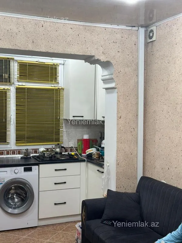 Satılır 2 otaqlı köhnə tikili 52 m²